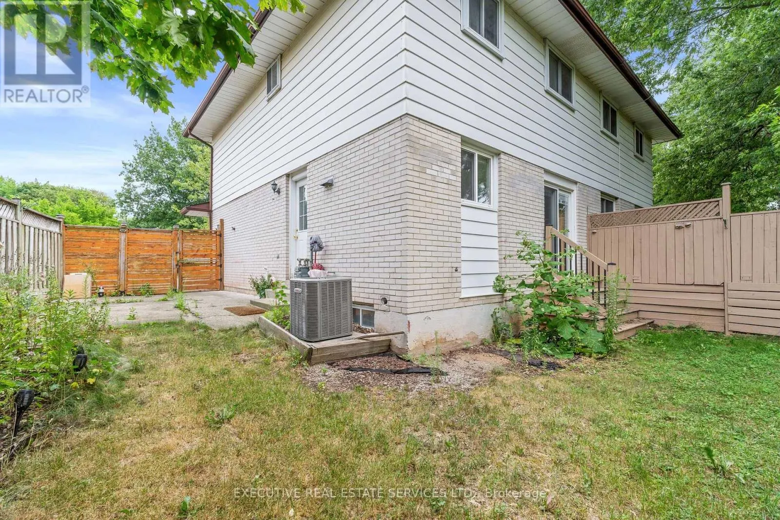 1342 ROYLEN ROAD