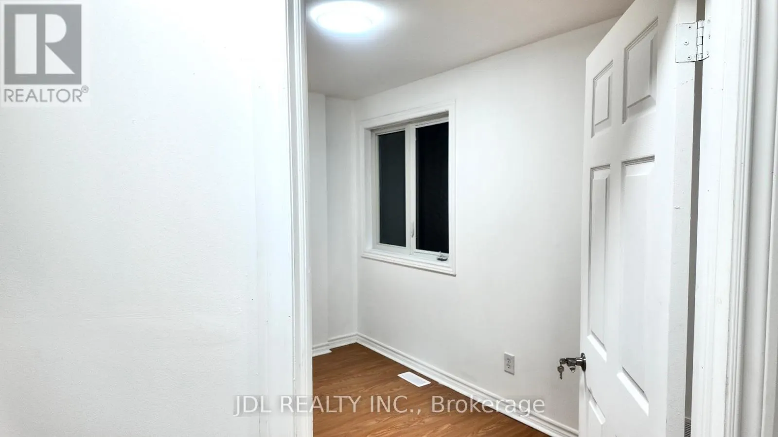 132 EDGECROFT ROAD