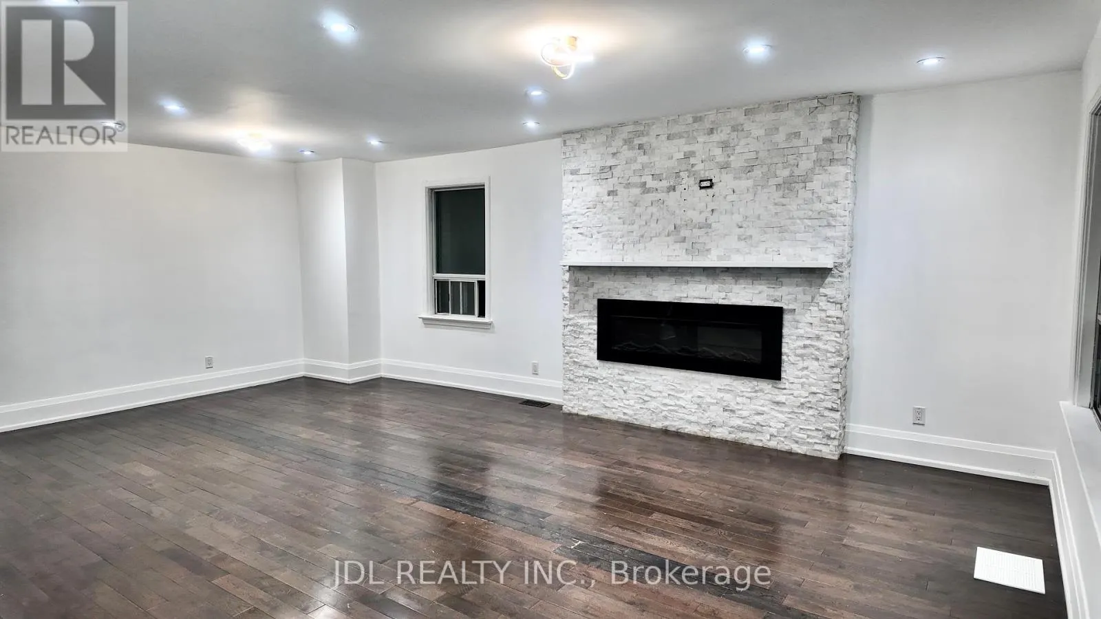 132 EDGECROFT ROAD