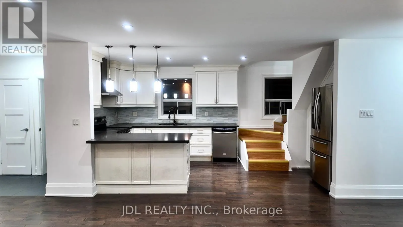132 EDGECROFT ROAD