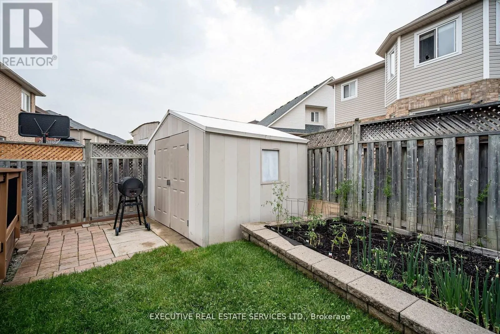 54 WOODVALLEY DRIVE
