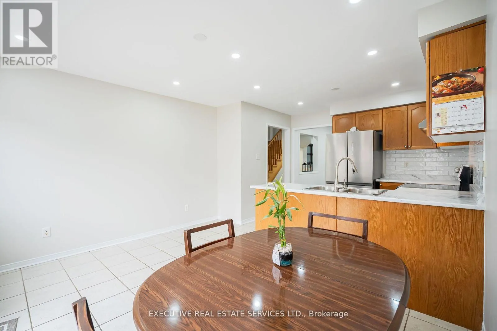 54 WOODVALLEY DRIVE