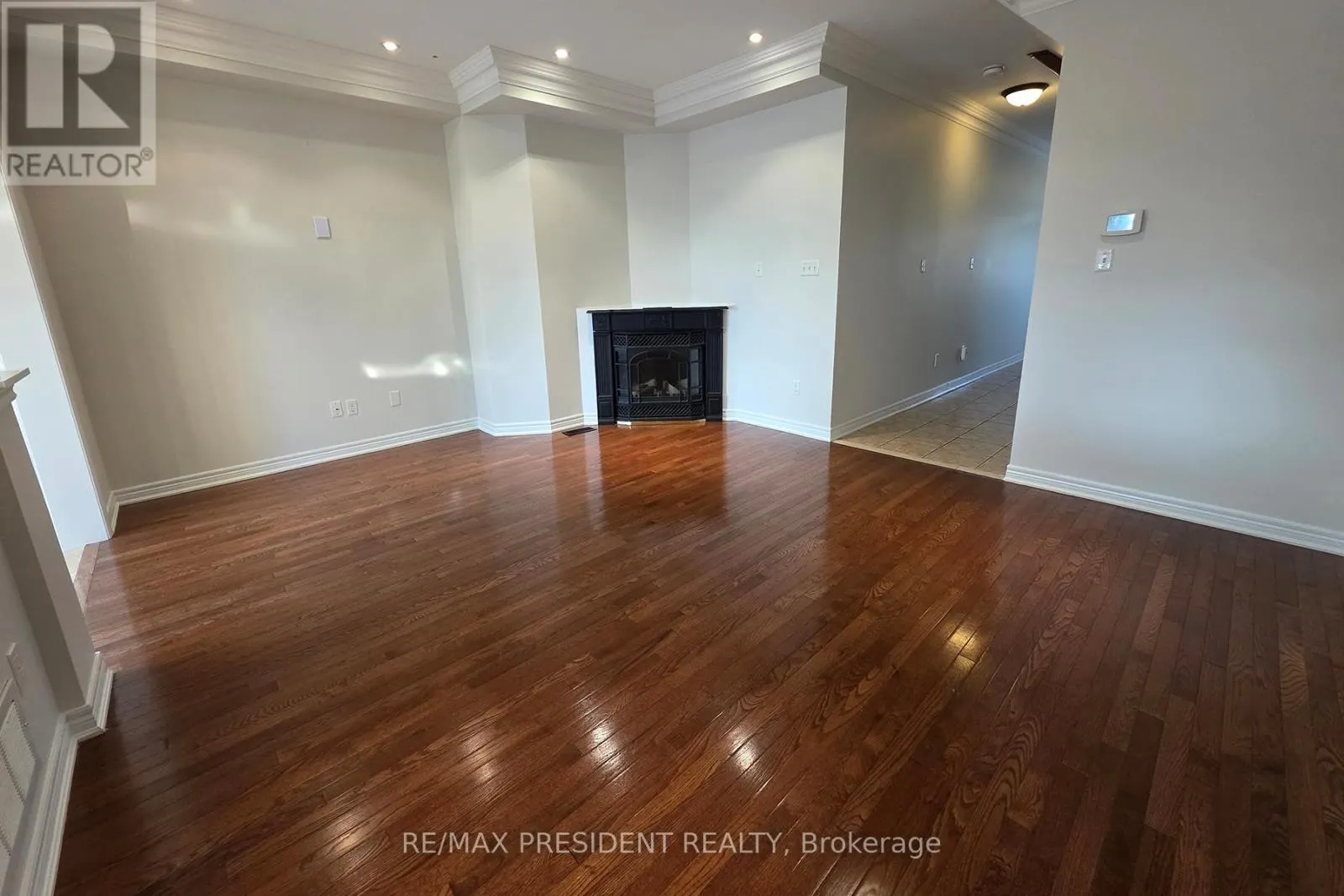 101 ROYAL VISTA ROAD