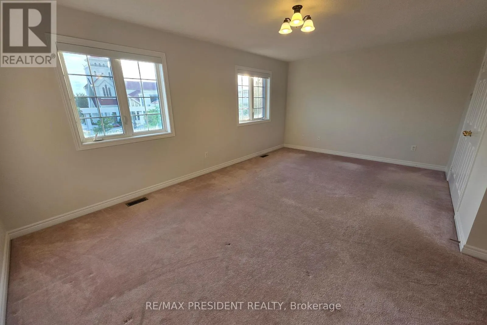 101 ROYAL VISTA ROAD