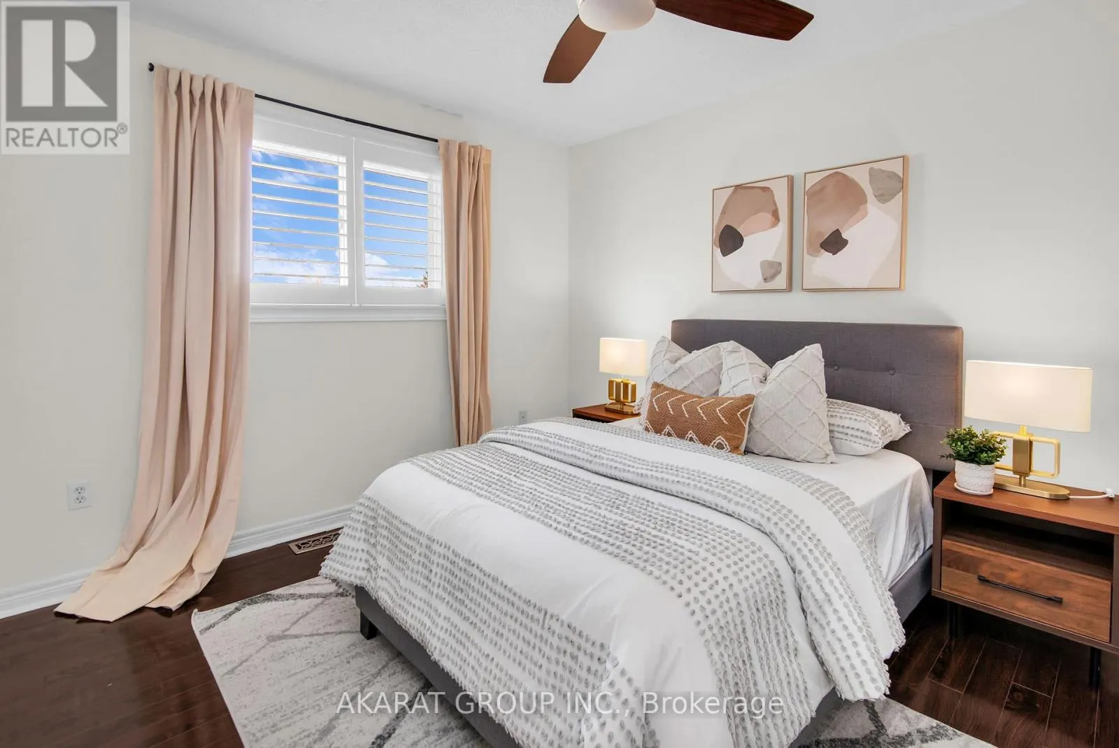 2113 DALECROFT CRESCENT