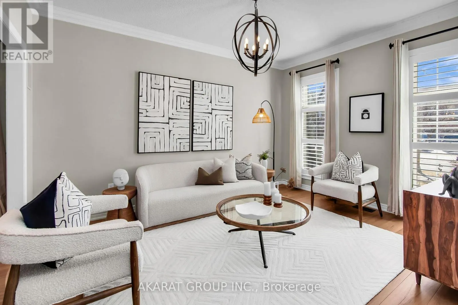 2113 DALECROFT CRESCENT