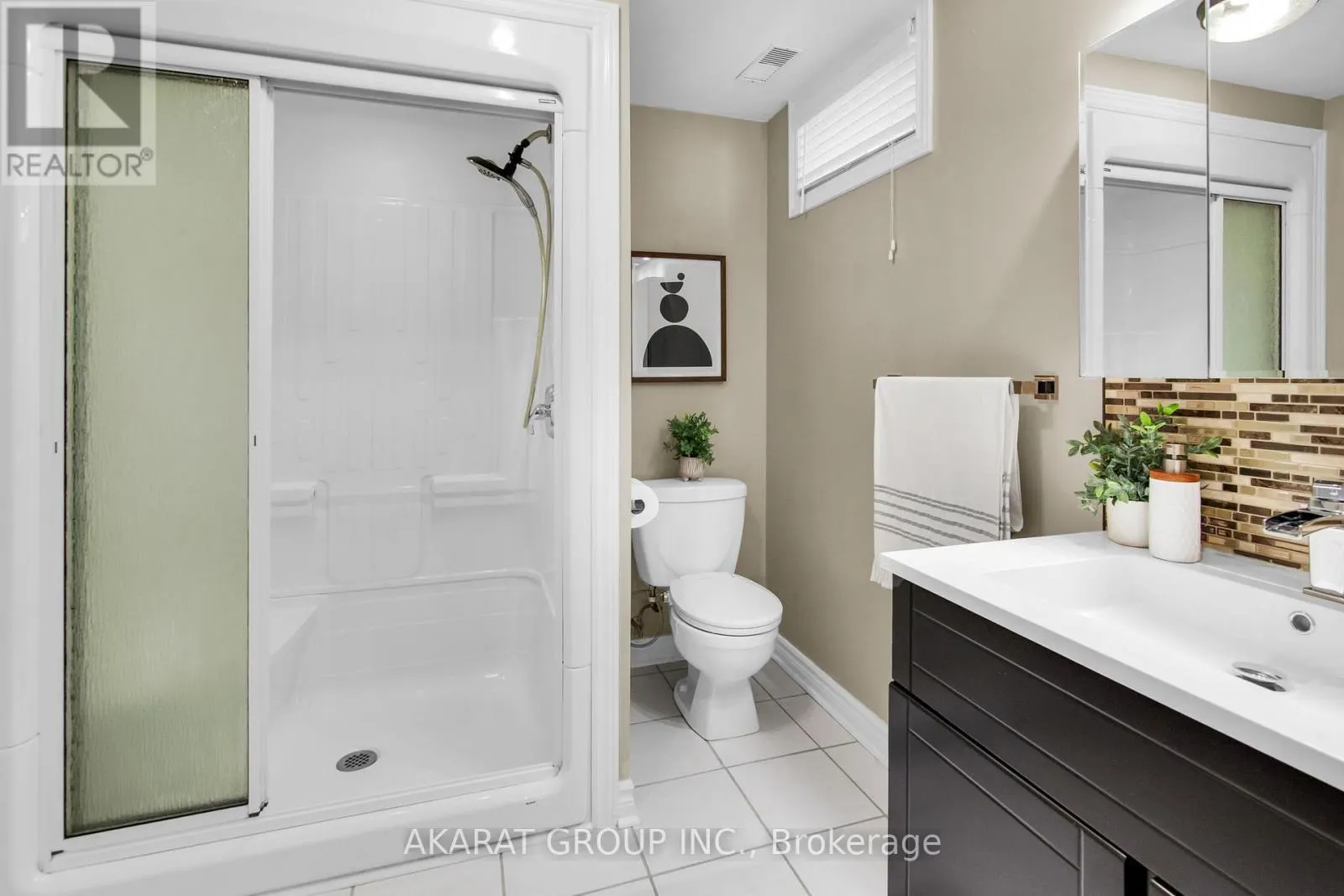 2113 DALECROFT CRESCENT
