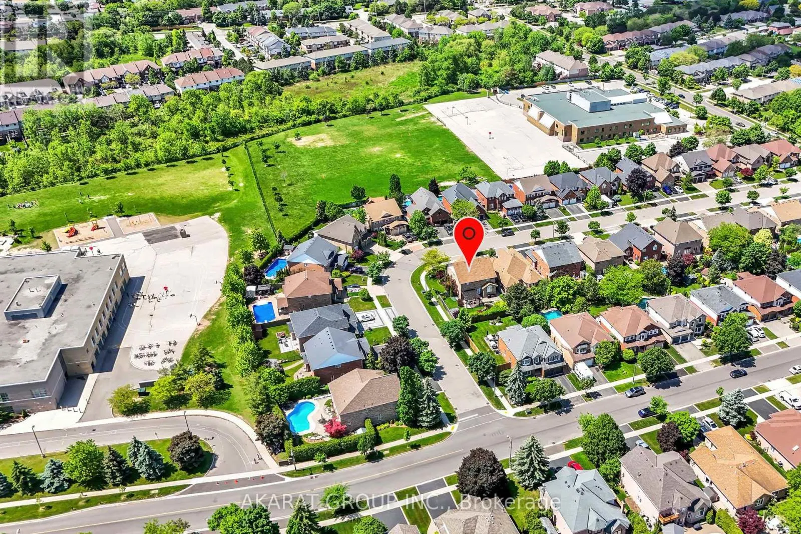 2113 DALECROFT CRESCENT