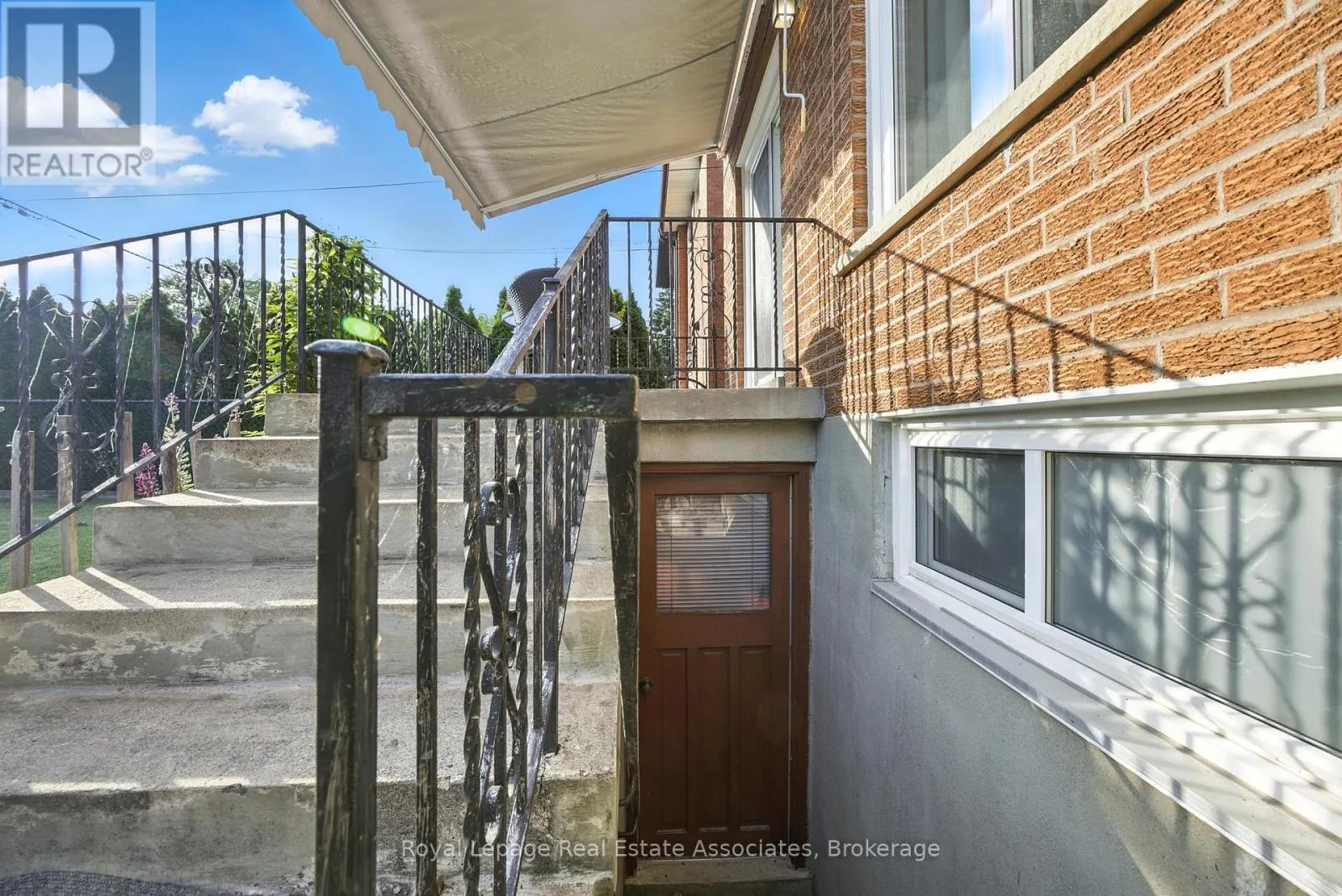 A - 160 SHELDON AVENUE