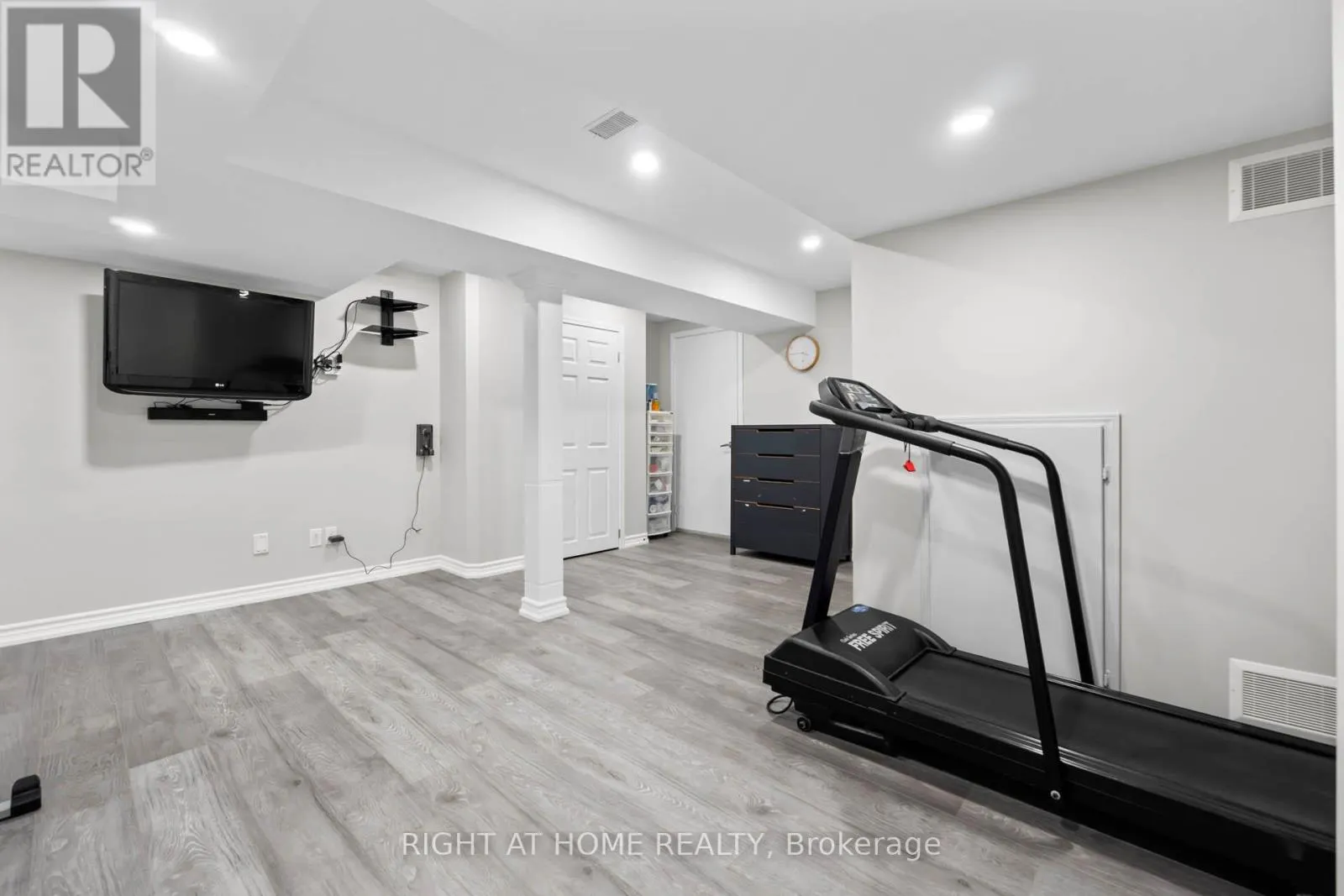 3672 SWANSON DRIVE
