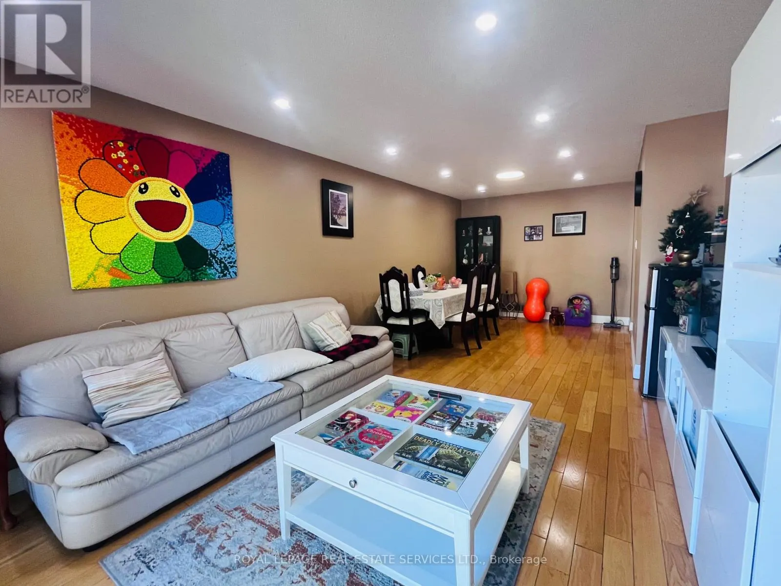 UPPER - 162 CHALFIELD LANE