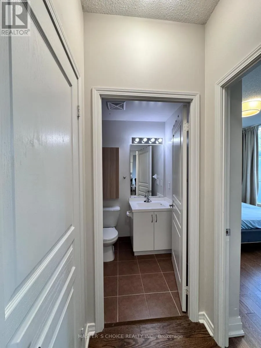 210 - 2230 LAKE SHORE BOULEVARD W