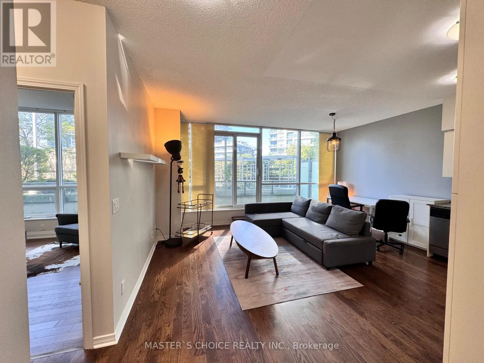 210 - 2230 LAKE SHORE BOULEVARD W