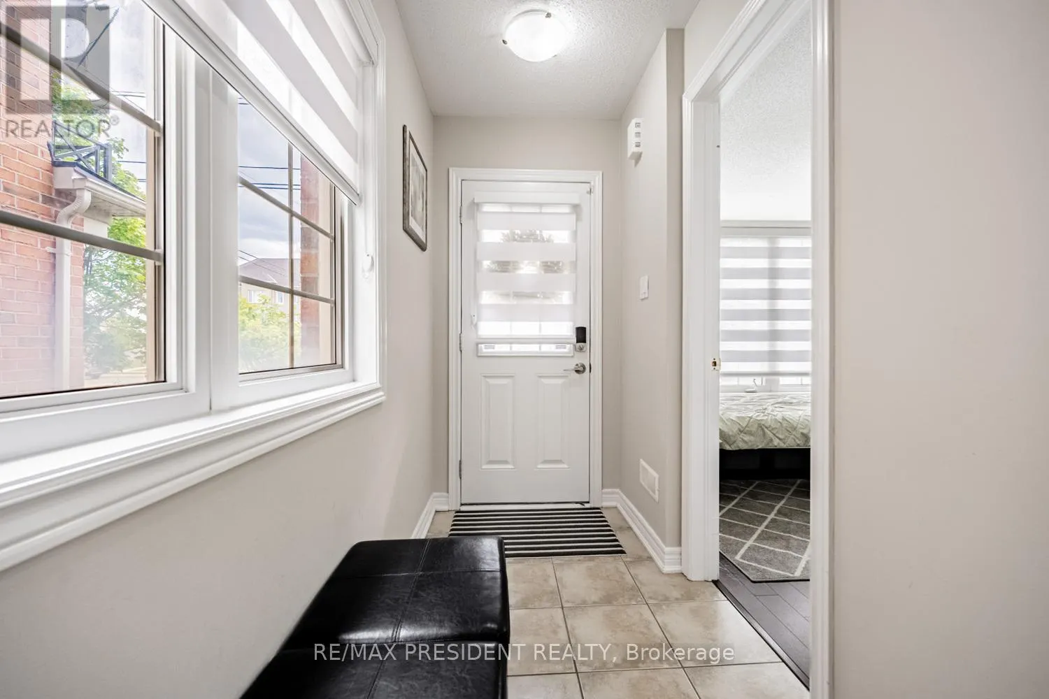 10 SHIRAZ DRIVE