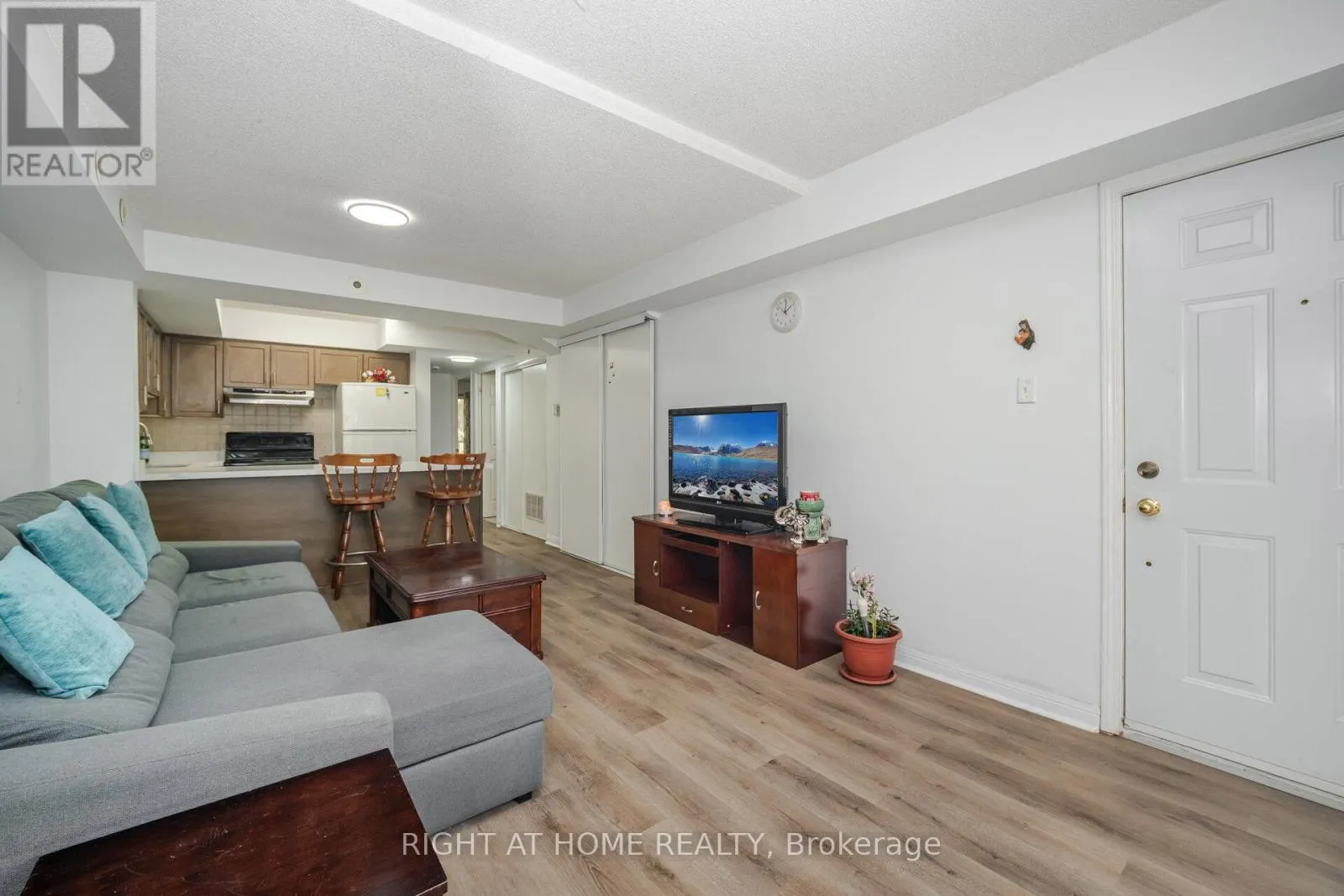 2178 - 95 GEORGE APPLETON WAY