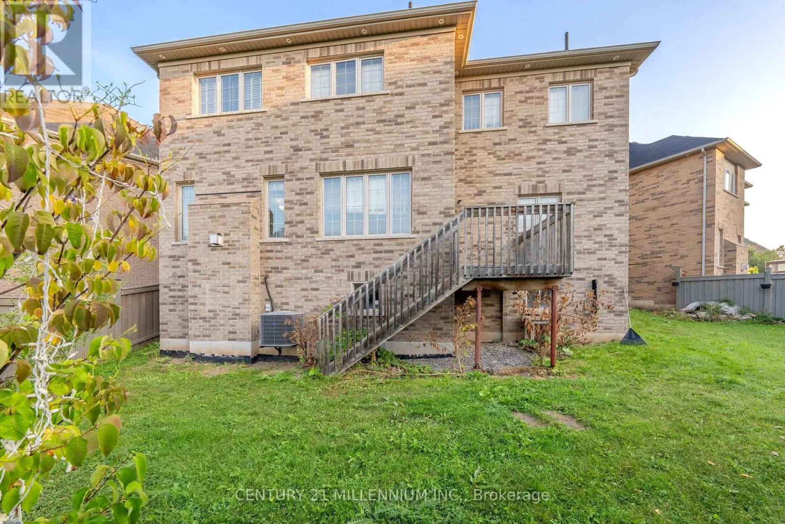 6 ASHFIELD PLACE