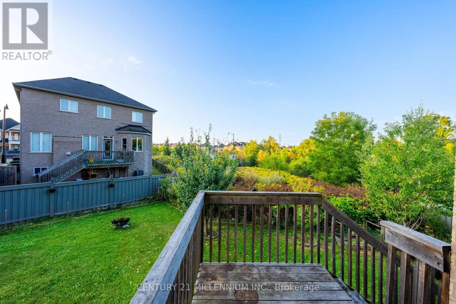 6 ASHFIELD PLACE