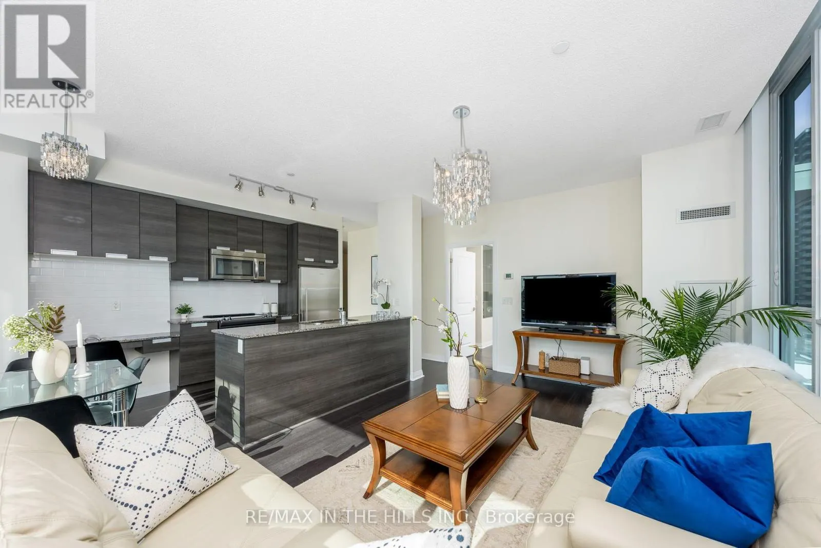 2007 - 55 EGLINTON AVENUE W