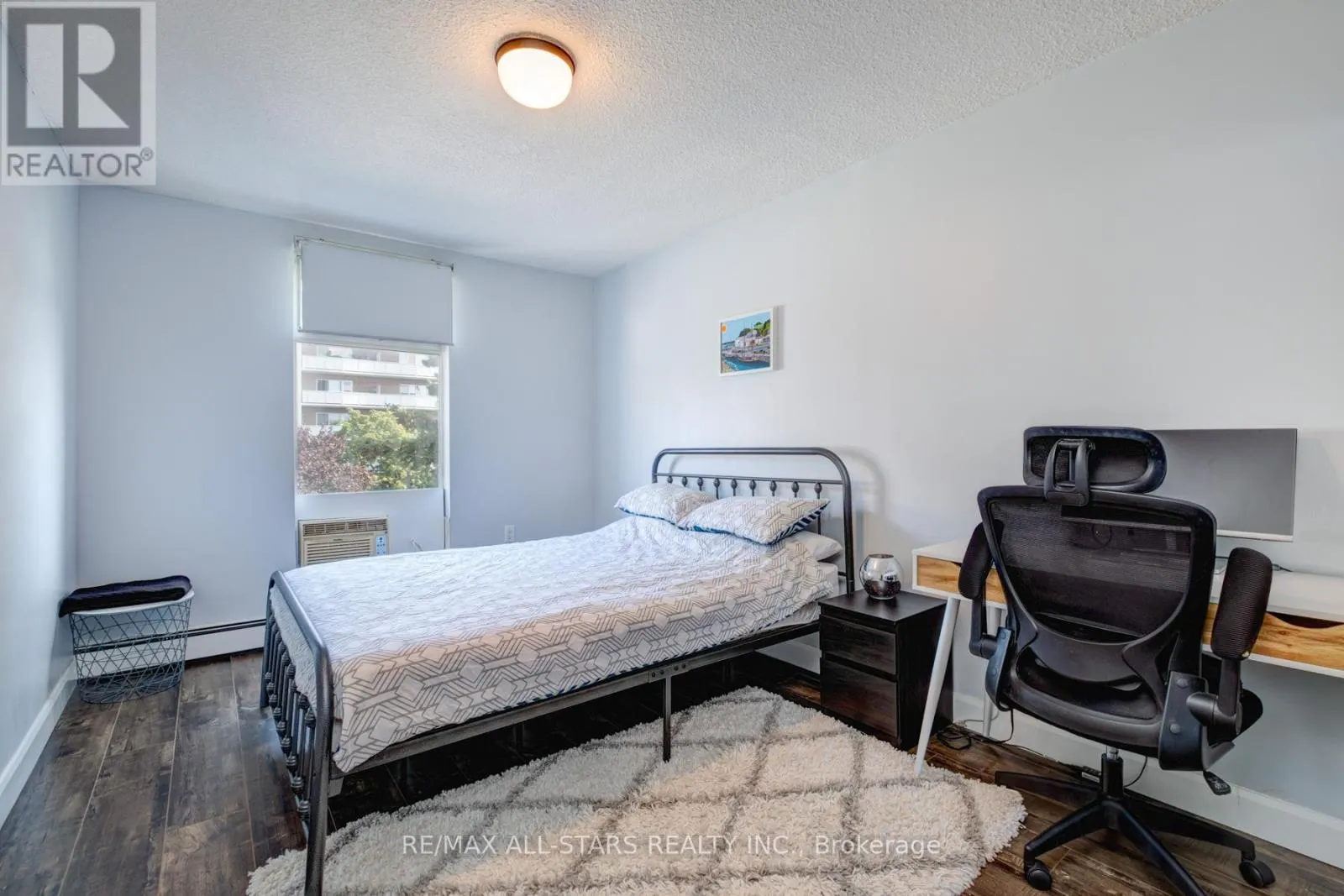 61 - 1624 BLOOR STREET