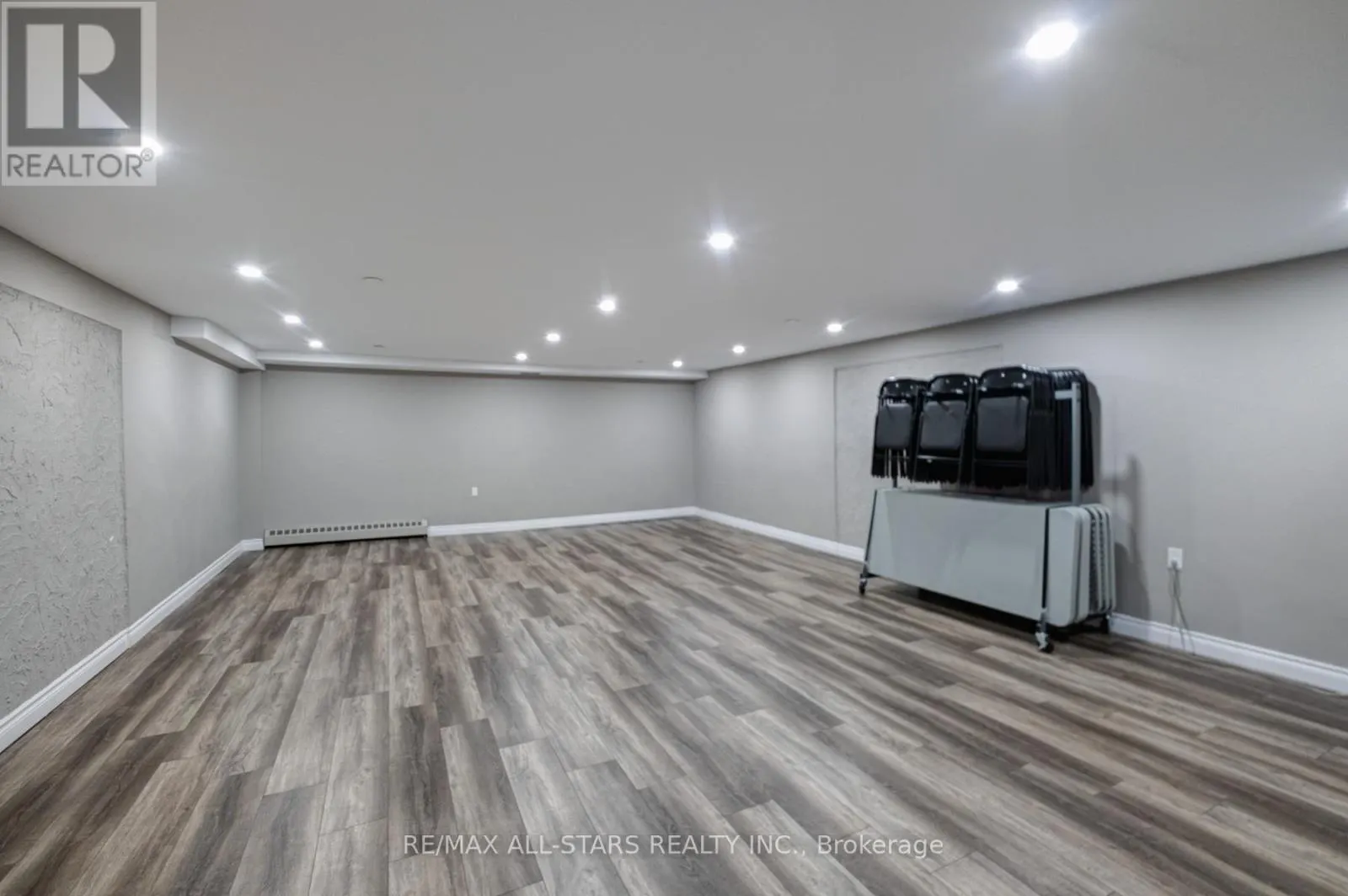 61 - 1624 BLOOR STREET