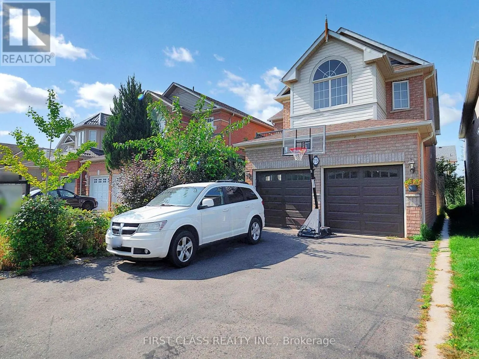 73 PORCHLIGHT ROAD