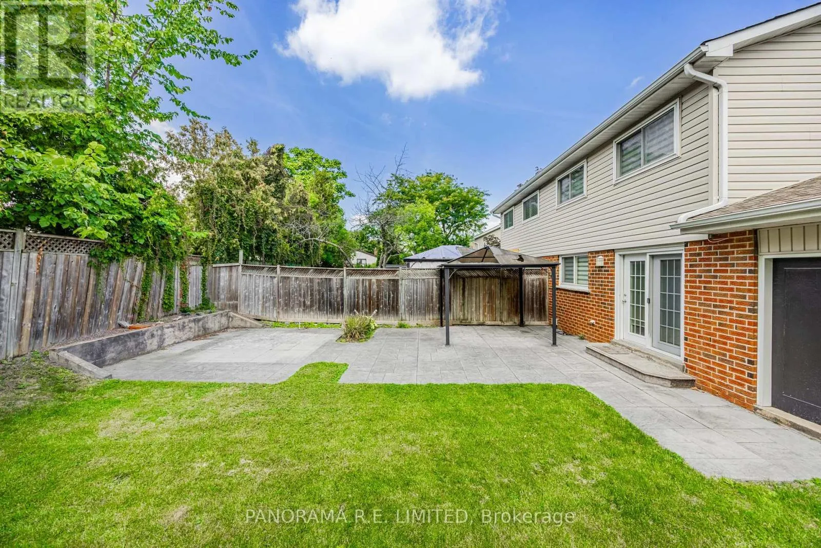 2915 BRAMSHAW GARDENS
