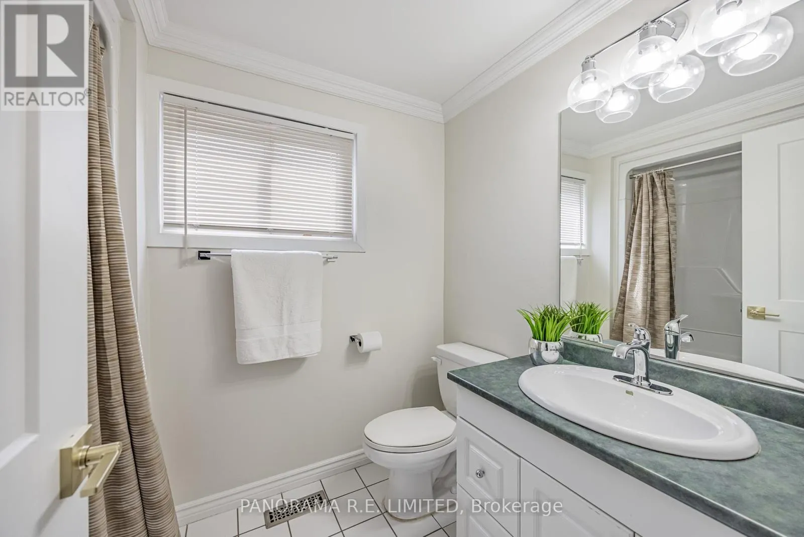 2915 BRAMSHAW GARDENS