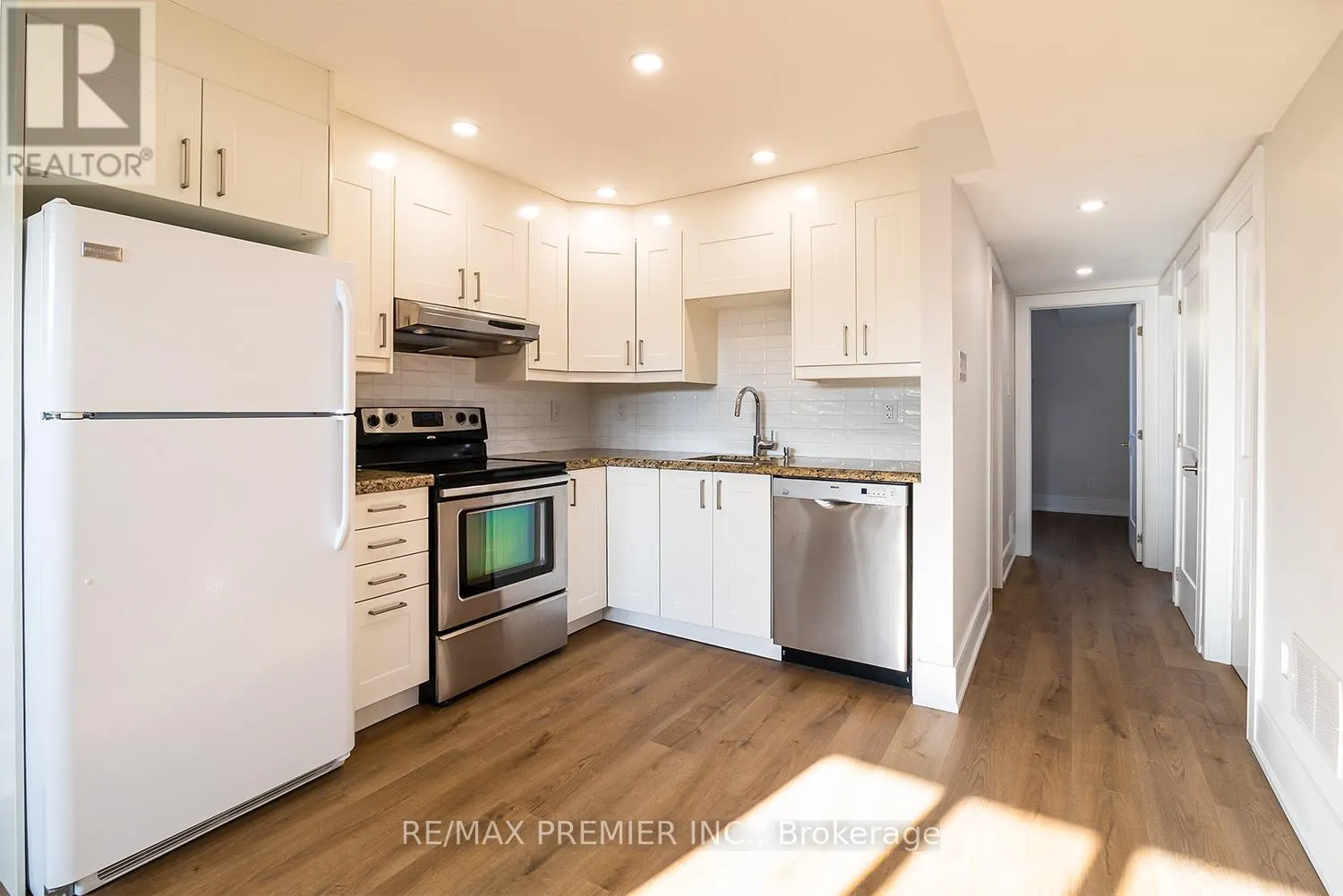 2461 PADSTOW CRESCENT