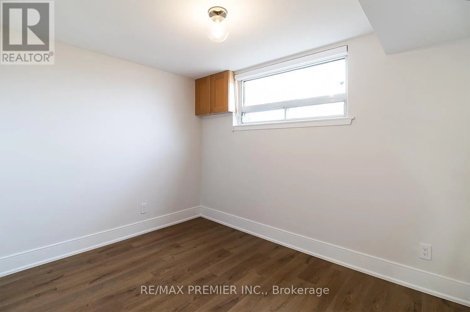 2461 PADSTOW CRESCENT