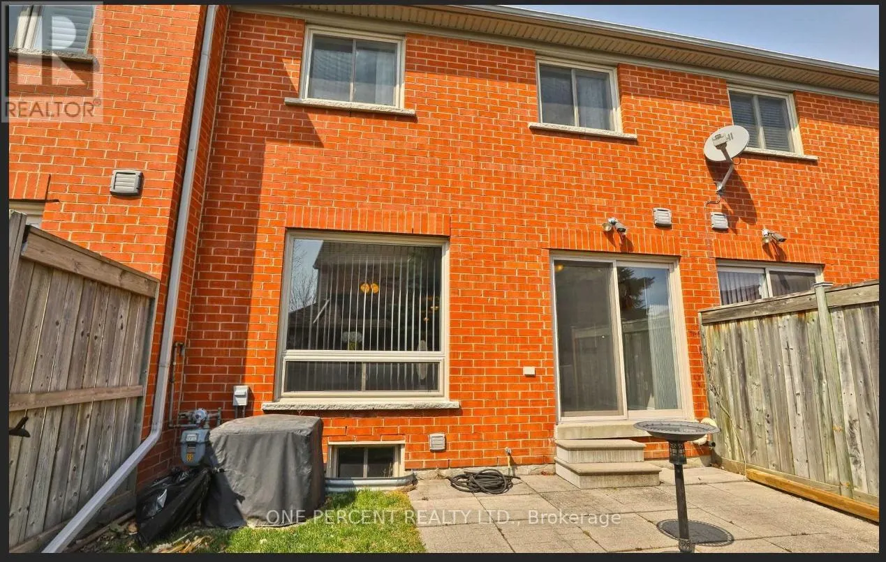 55 - 5223 FAIRFORD CRESCENT