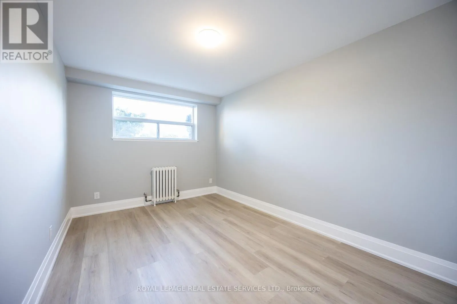2 - 320 LAKESHORE ROAD