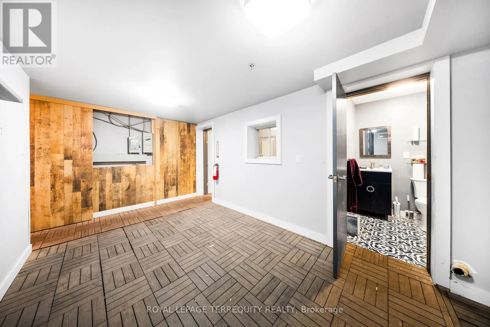 9 - 32 GOODMARK PLACE