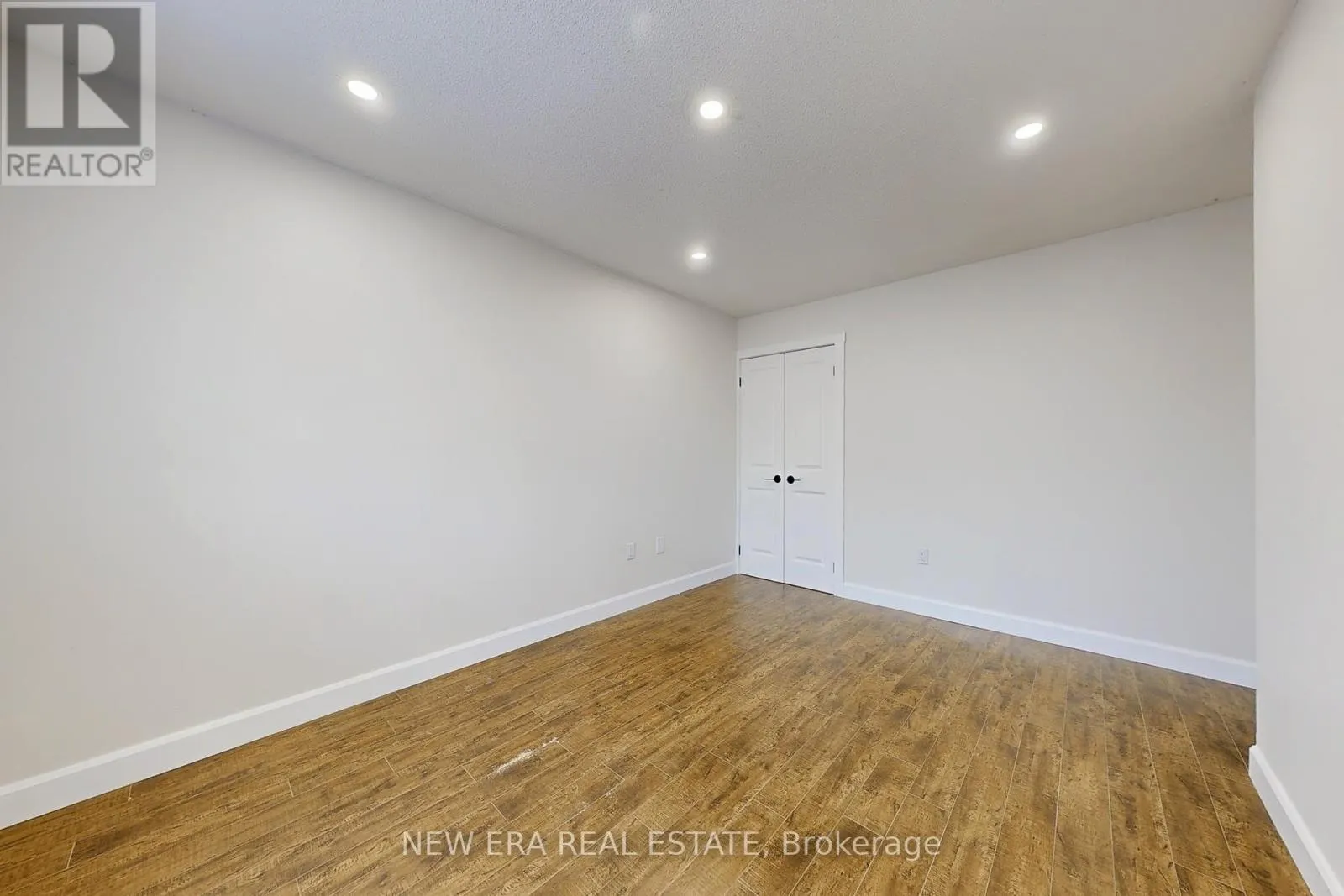 96 TOBA CRESCENT