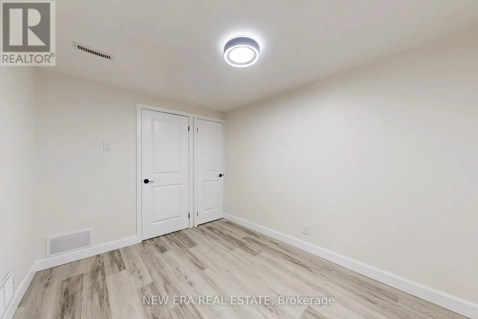 96 TOBA CRESCENT