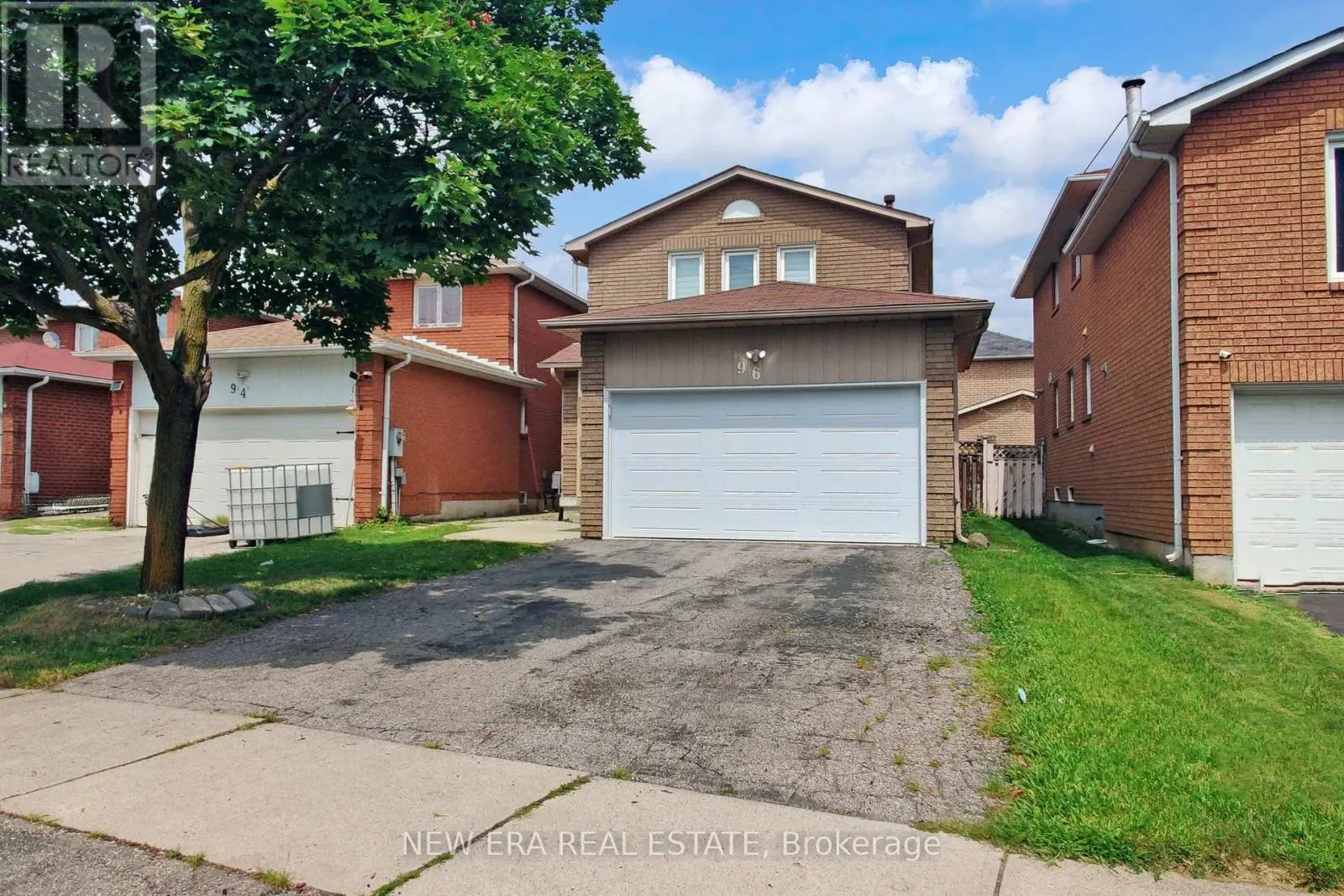 96 TOBA CRESCENT