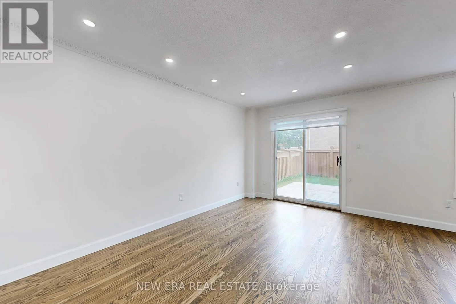 96 TOBA CRESCENT