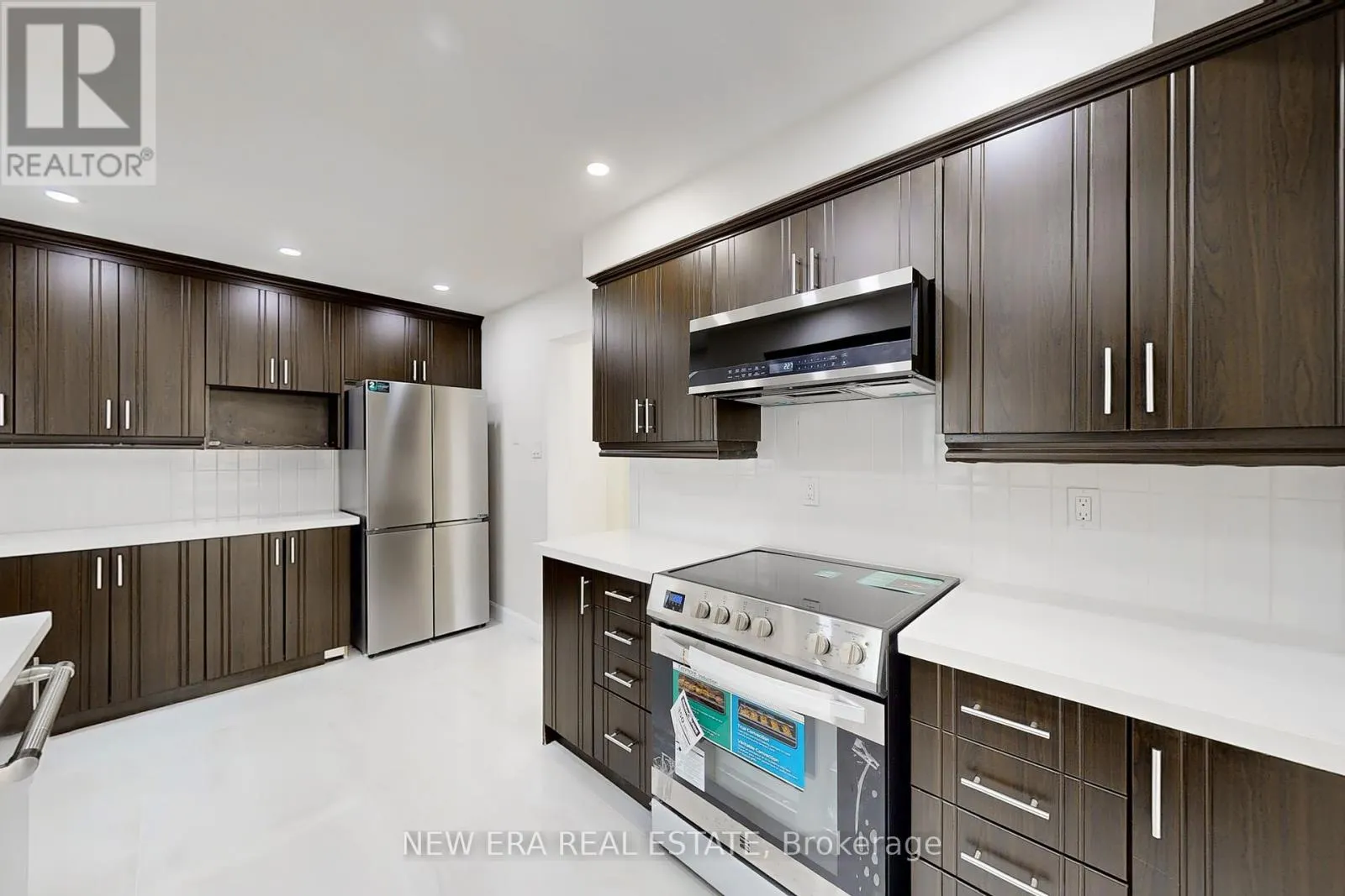 96 TOBA CRESCENT