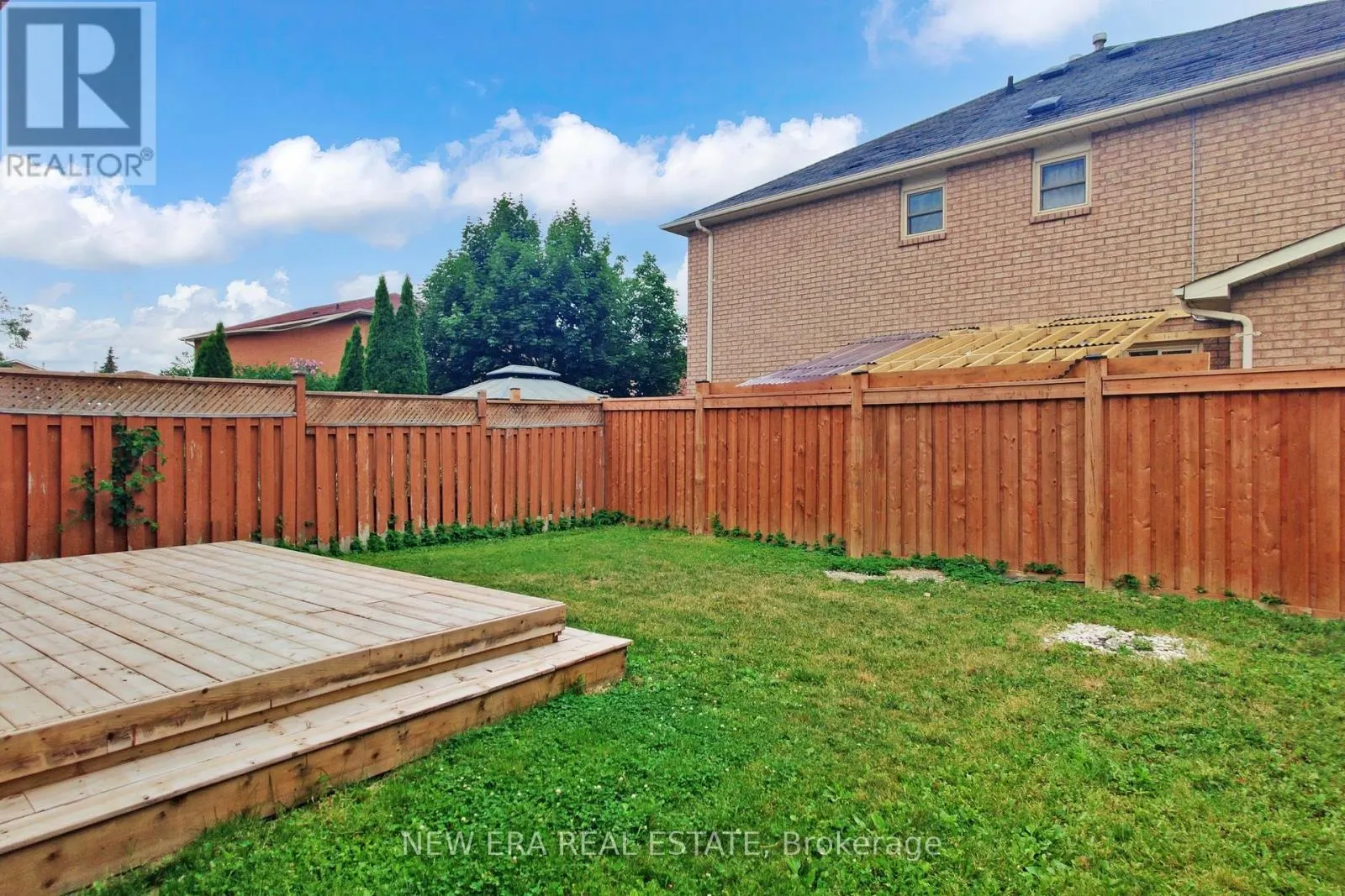 96 TOBA CRESCENT