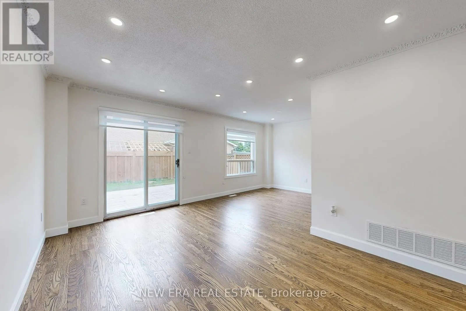 96 TOBA CRESCENT