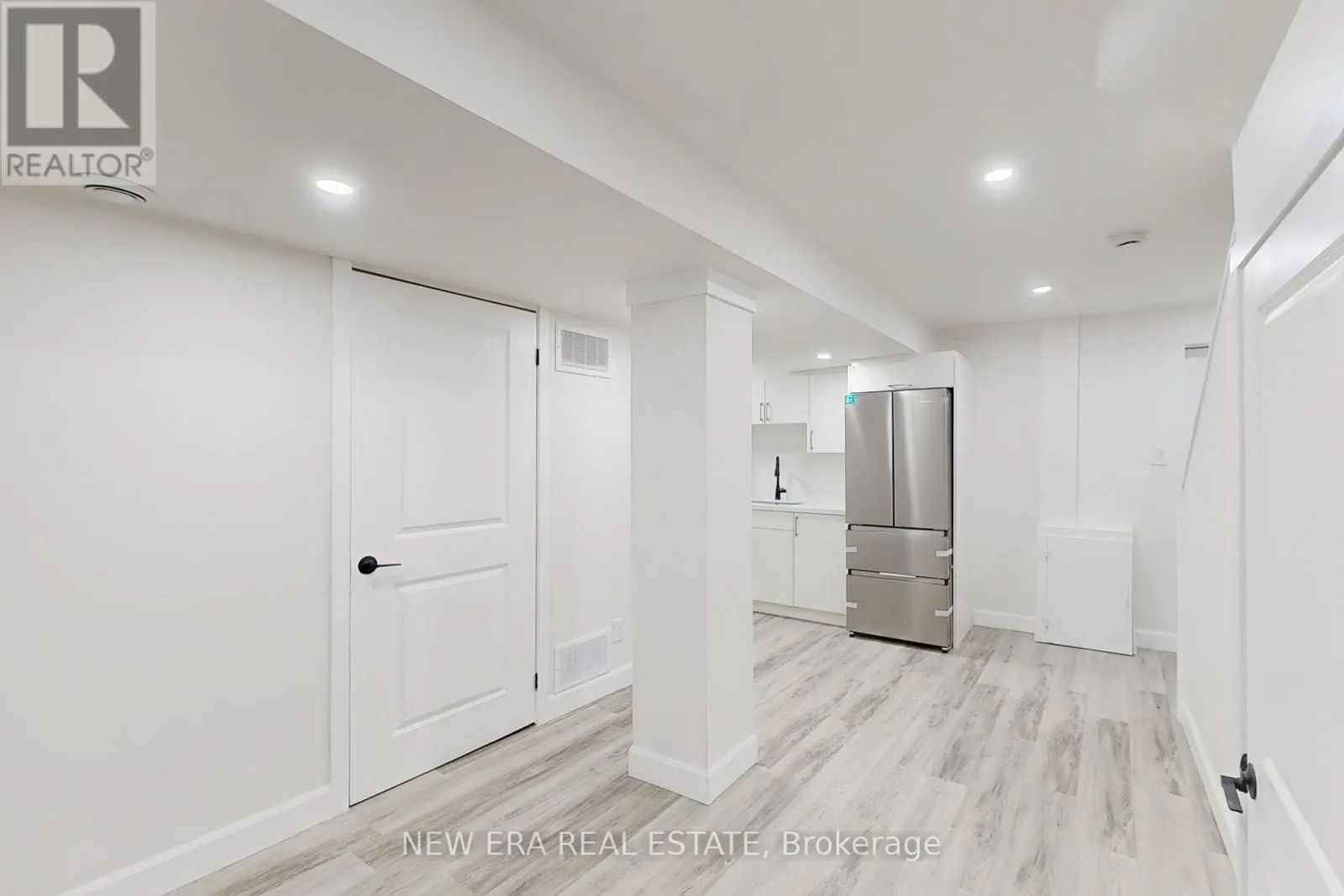 96 TOBA CRESCENT