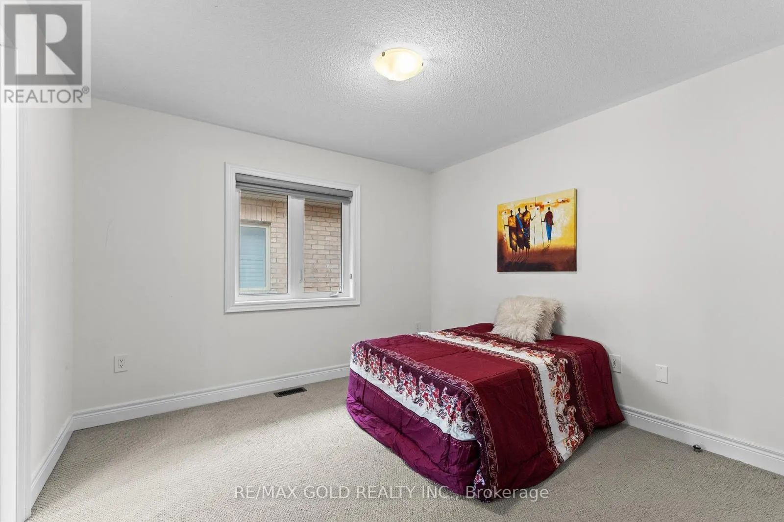 33 TIGER CRESCENT