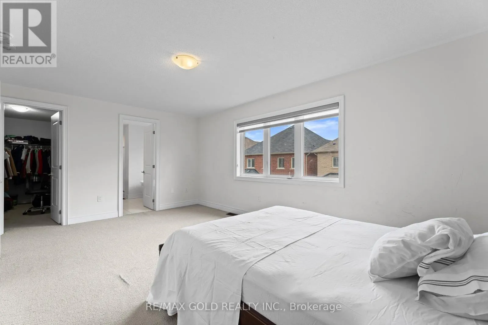 33 TIGER CRESCENT