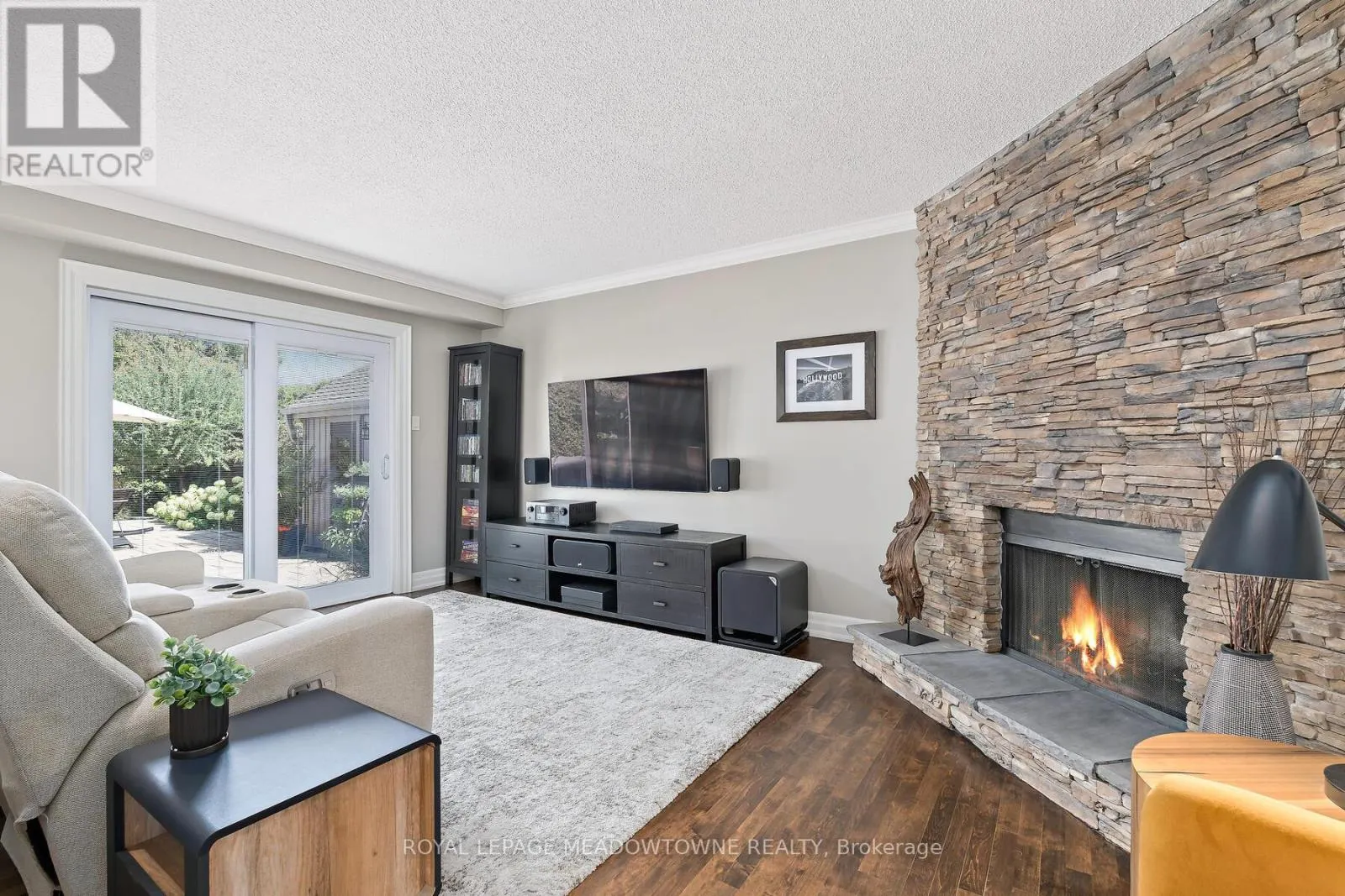 25 HILLSIDE DRIVE
