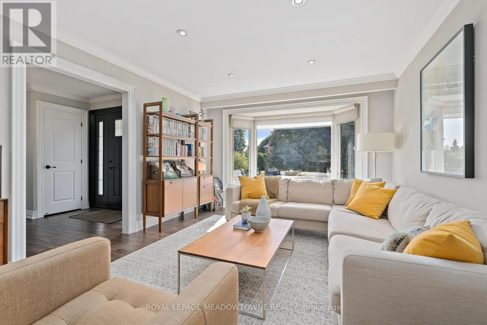 25 HILLSIDE DRIVE