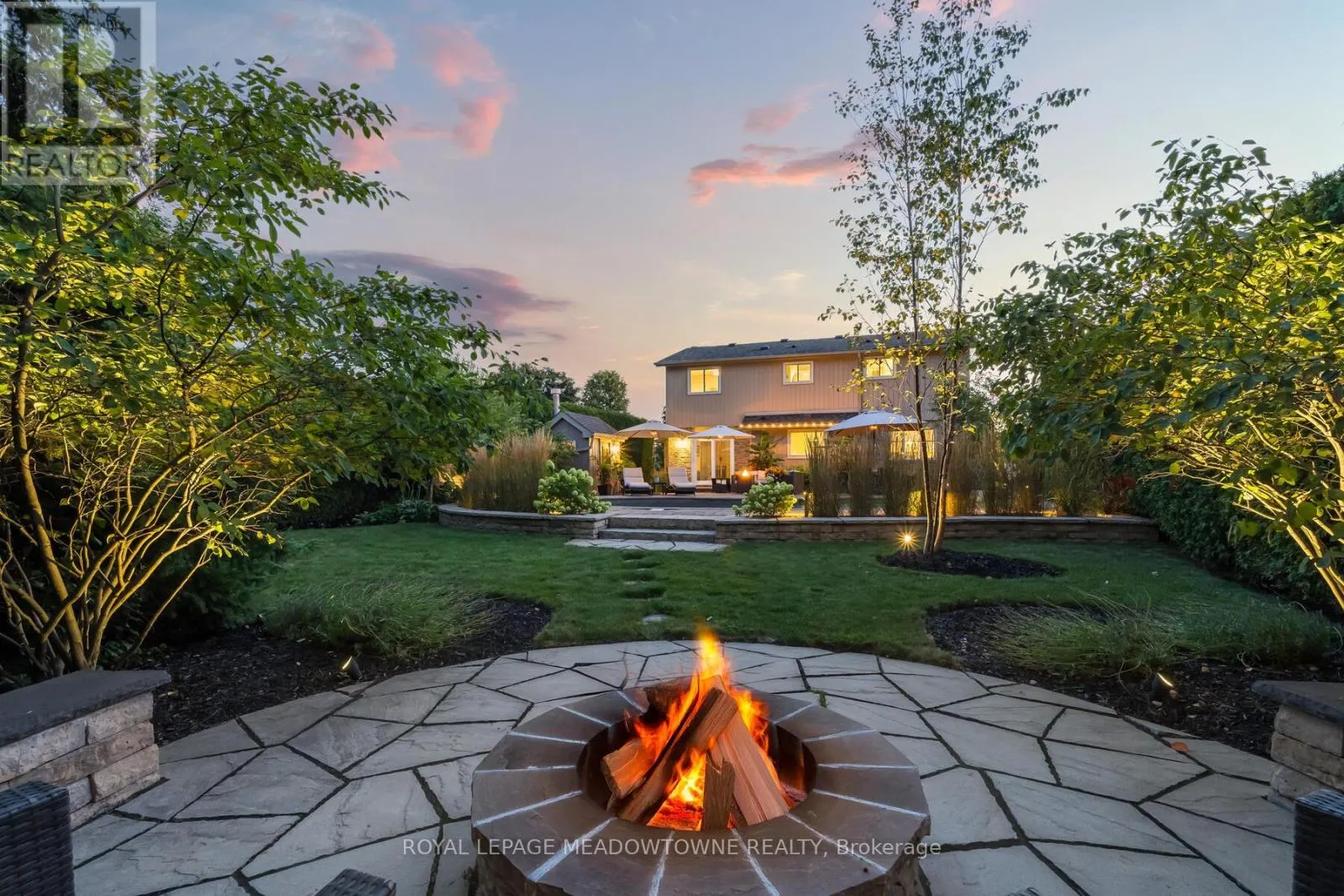 25 HILLSIDE DRIVE