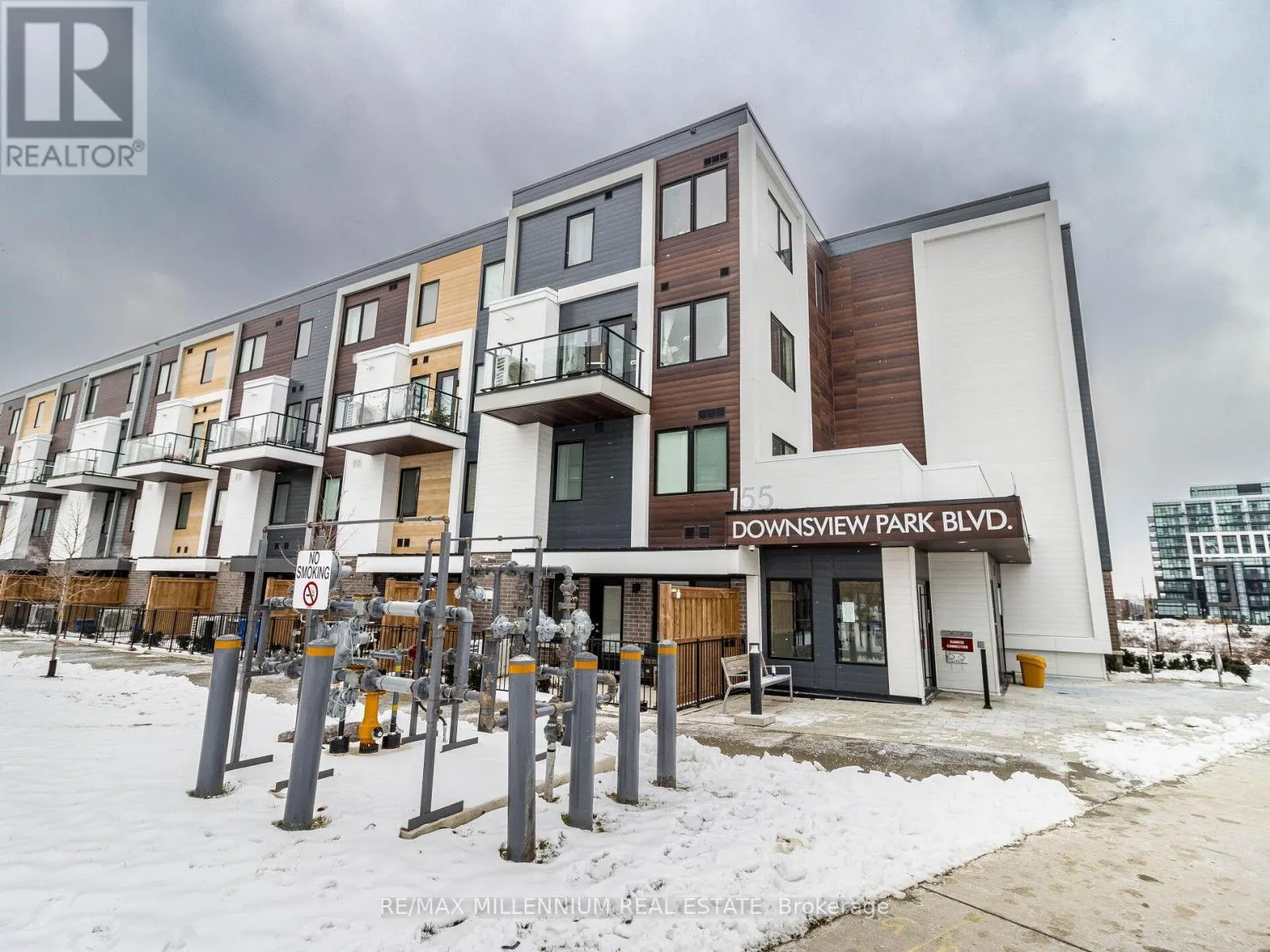 116 - 155 DOWNSVIEW PARK BOULEVARD