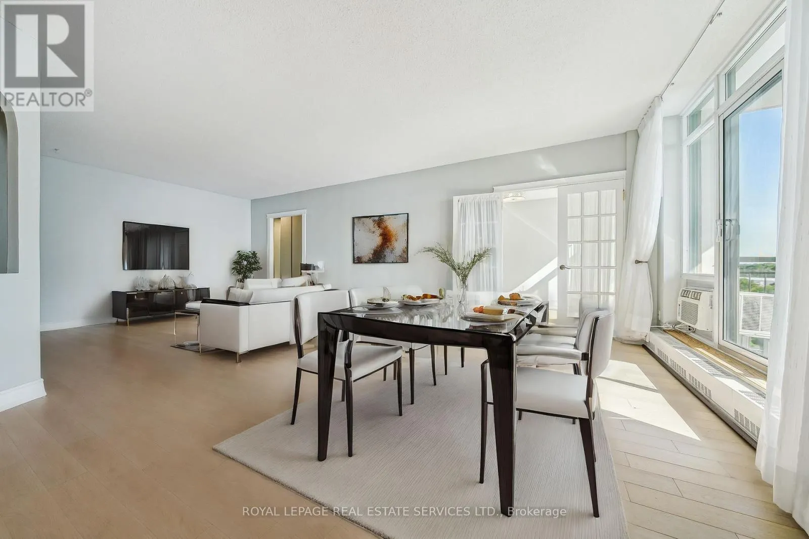 708 - 5250 LAKESHORE ROAD