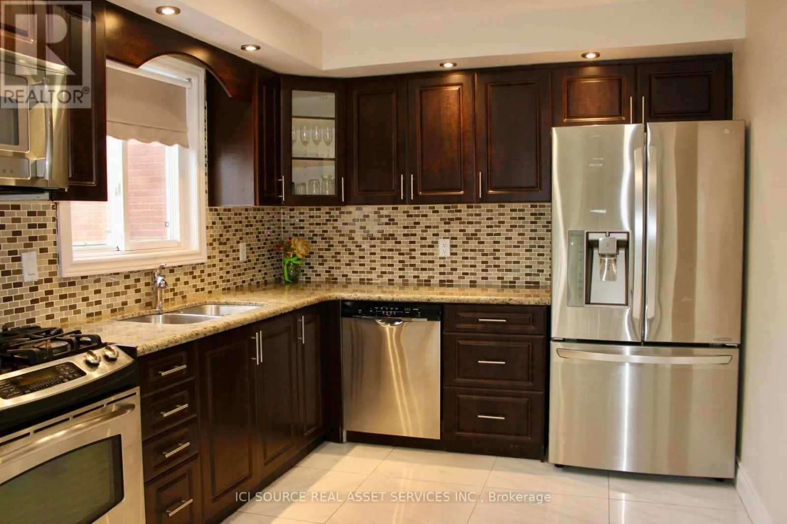 UPPER - 5164 PALOMAR CRESCENT
