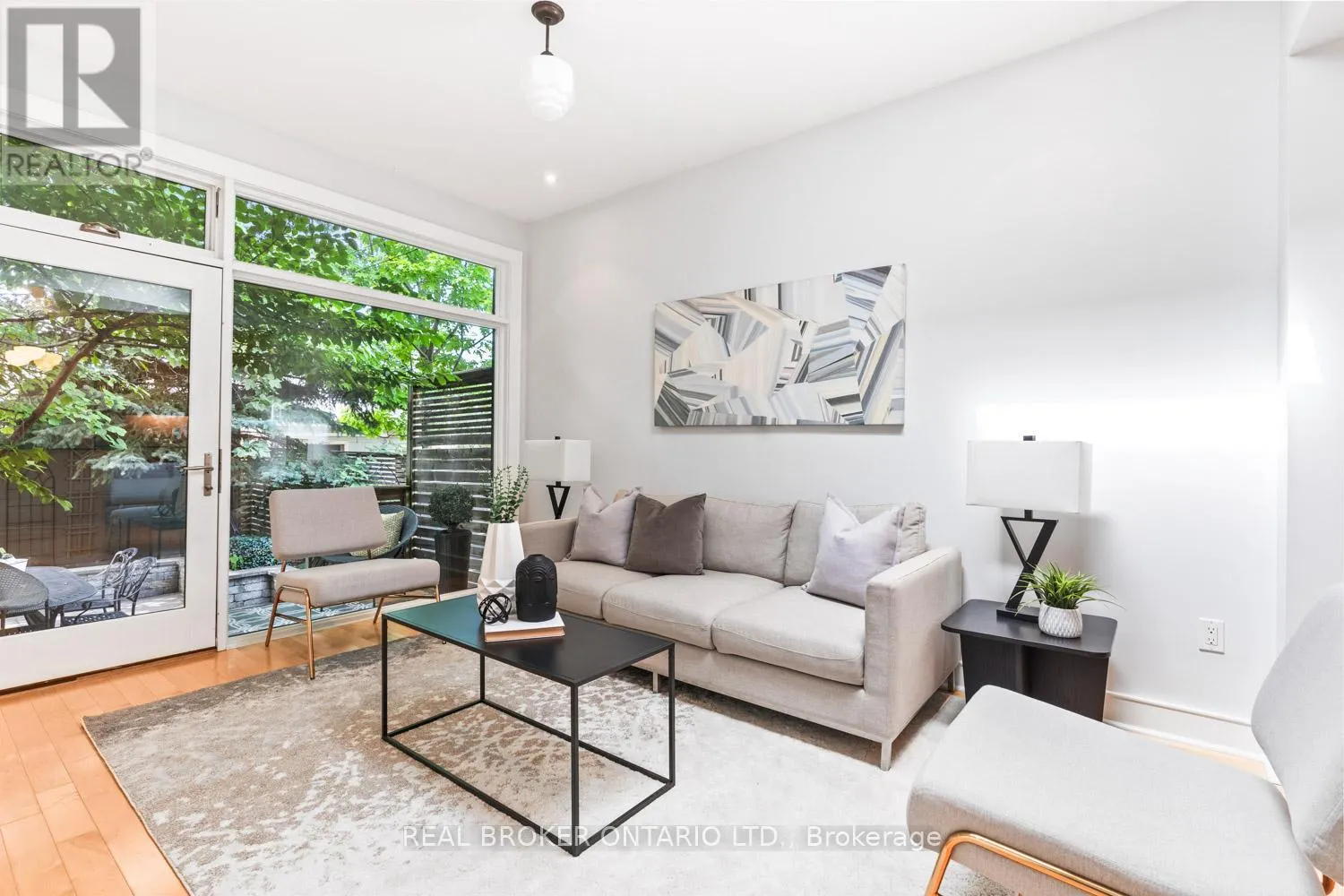 82 SALEM AVENUE
