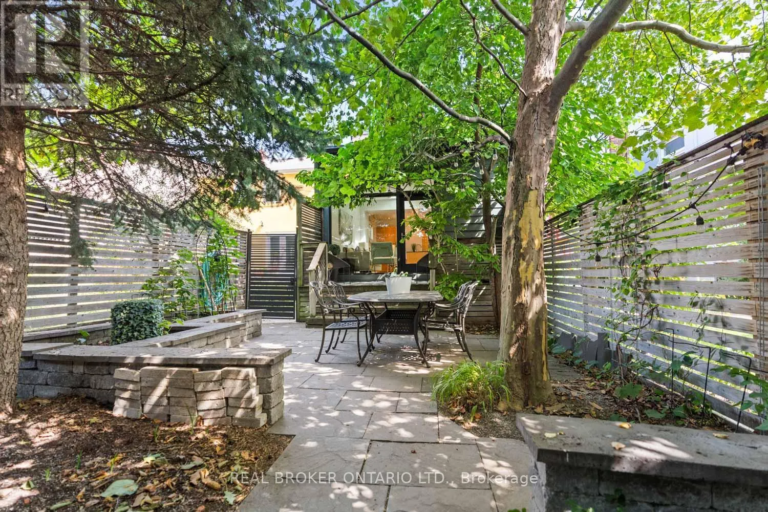 82 SALEM AVENUE